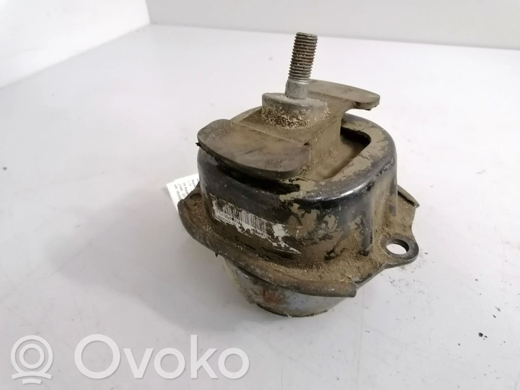 BMW X5 E70 Engine mount bracket 