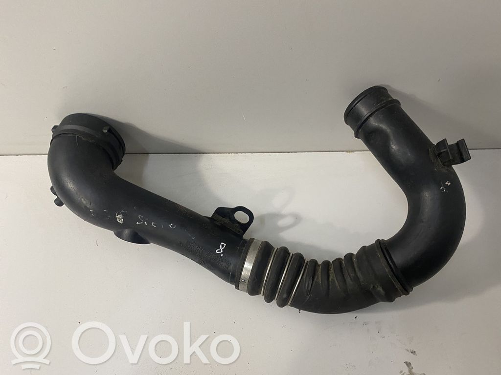 Intercooler hose/pipe   7570069