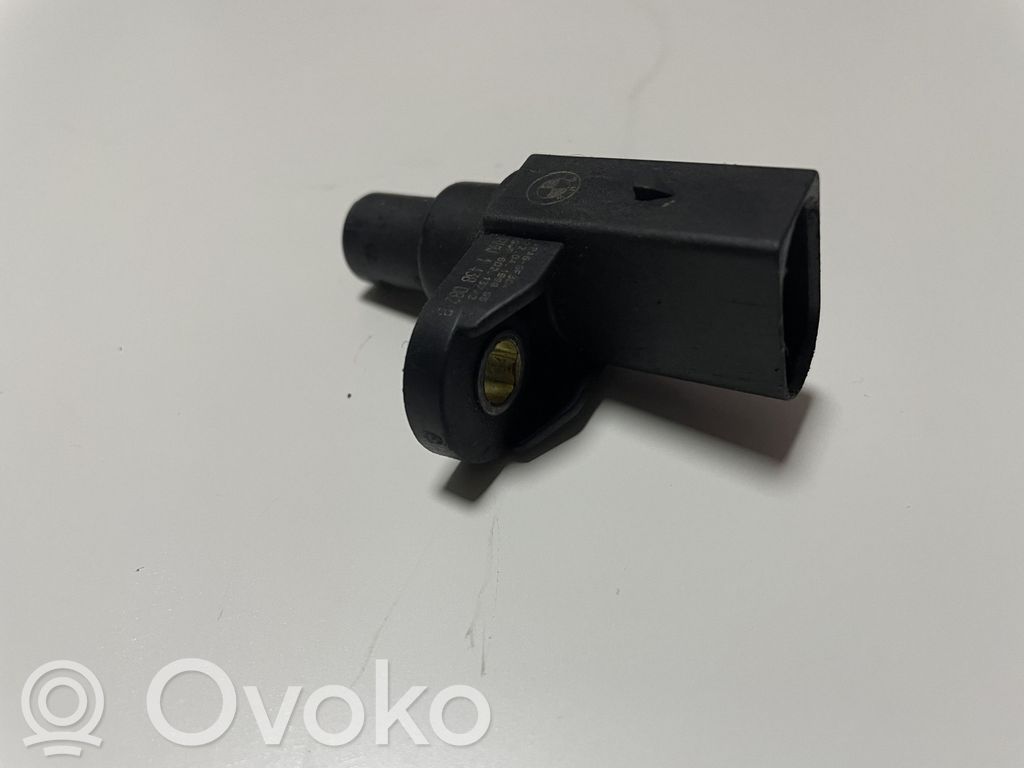 BMW 1 E81 E87 Camshaft vanos timing valve 