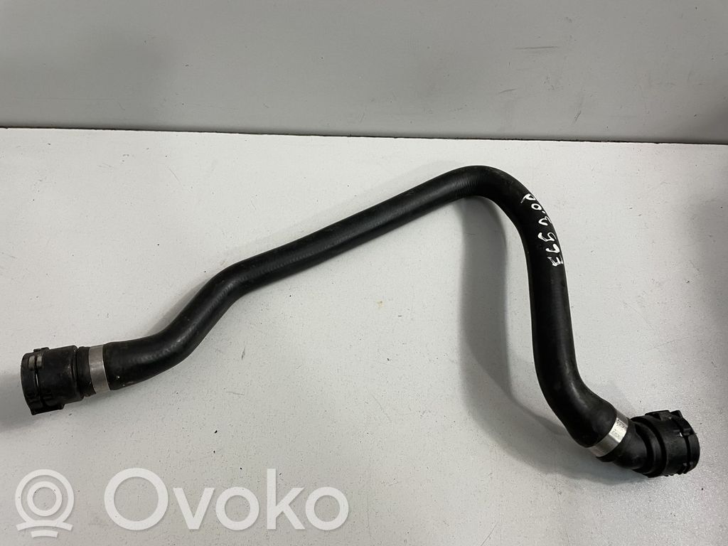BMW 7 E65 E66 Engine coolant pipe/hose 
