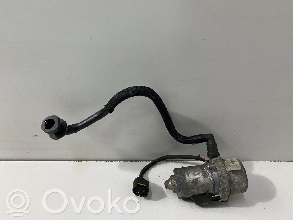 BMW M3 e92 Vacuum pump 
