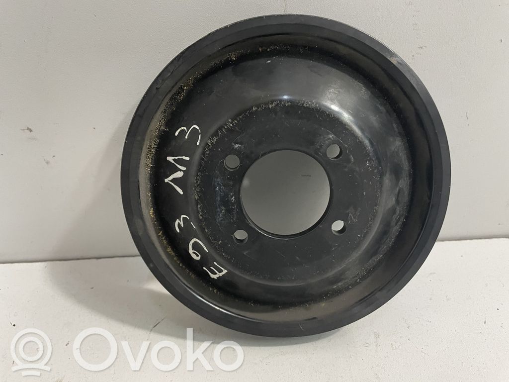 BMW M3 e92 Koło pasowe pompy wody 