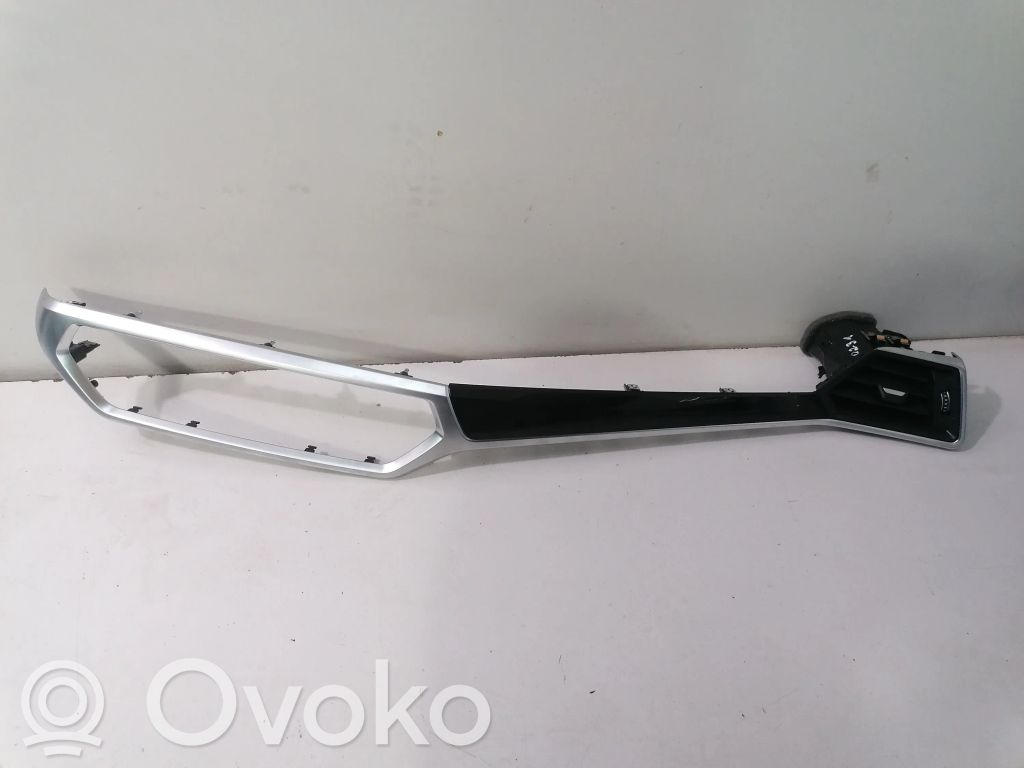 BMW 3 G20 G21 Rivestimento del vano portaoggetti del cruscotto 