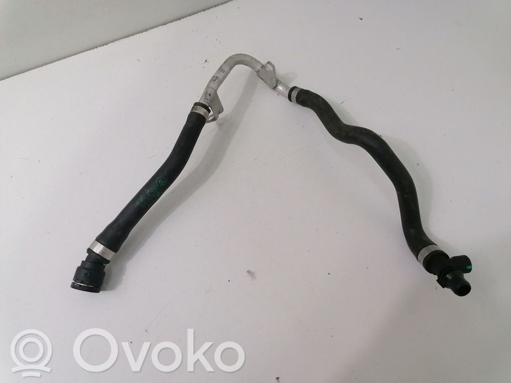 BMW 4 F32 F33 Conductă/furtun lichid de răcire motor 