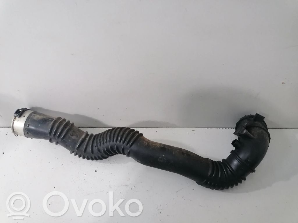 BMW 5 F10 F11 Wąż / Rura intercoolera 