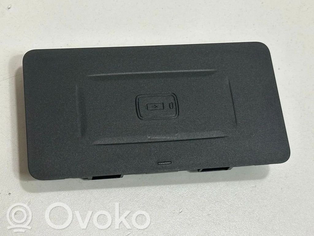 BMW X5 G05 Wireless charging module 