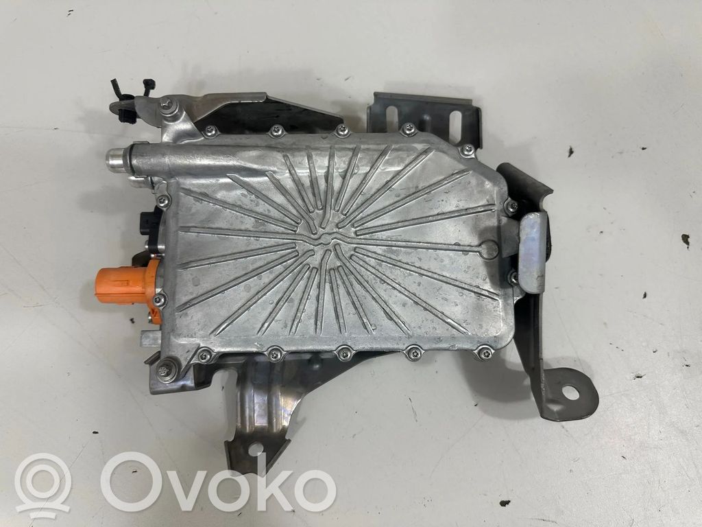 BMW i4 Hybrid/electric vehicle battery fan 