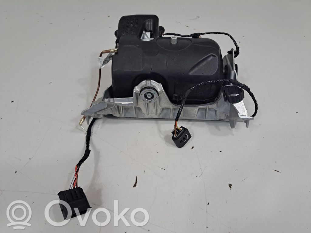 BMW i4 Air conditioning (A/C) compressor (pump) 