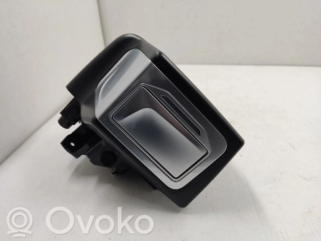 BMW 5 G30 G31 G38 Inne części wnętrza samochodu 