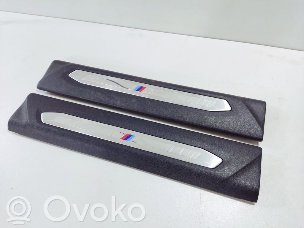 BMW 1 F40 sill trim set (inner) 