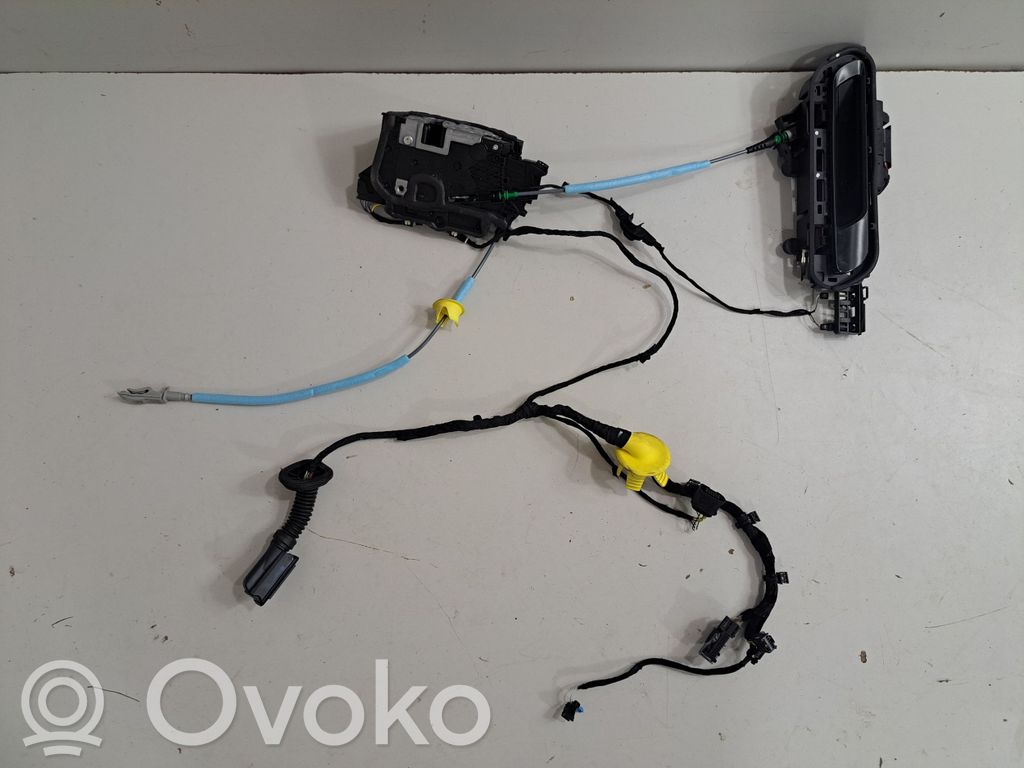 BMW iX Zamek drzwi tylnych 