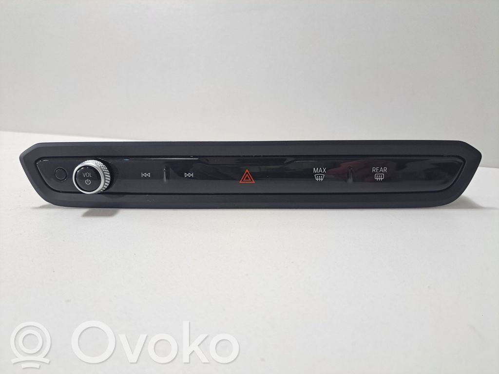 BMW i4 Garso reguliavimo jungtukas 