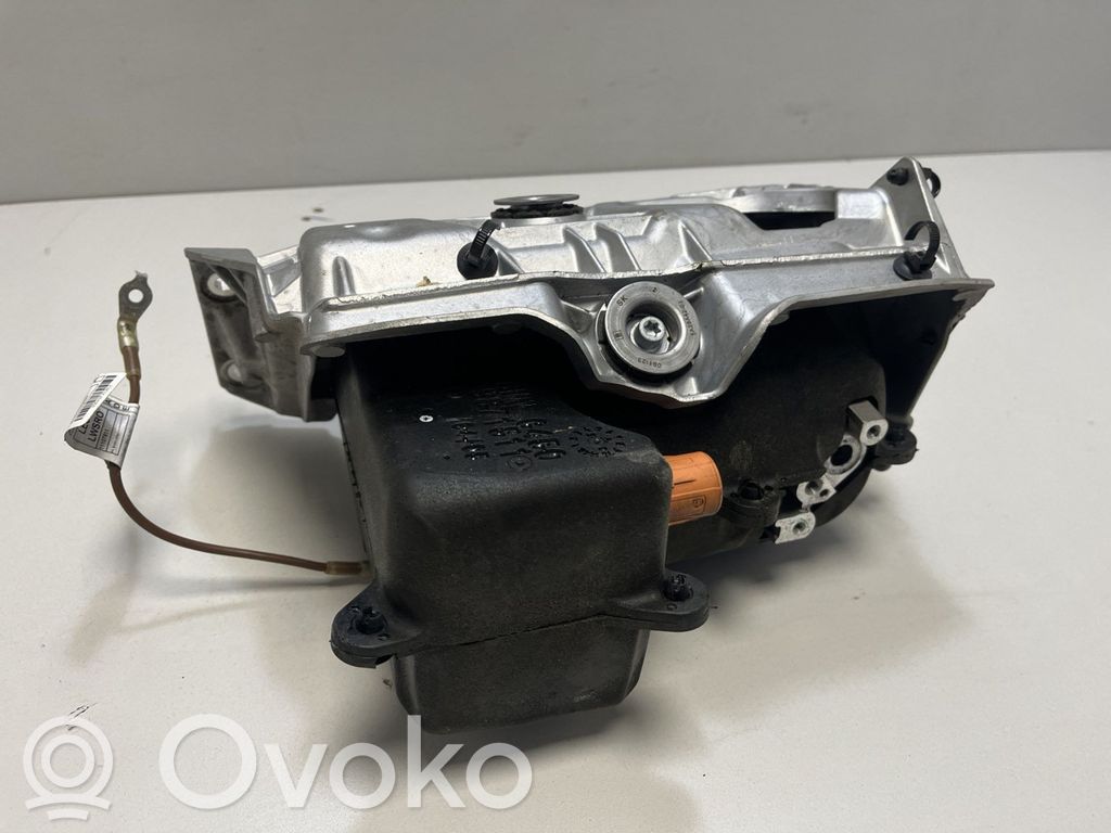 BMW i4 Air conditioning (A/C) compressor (pump) 