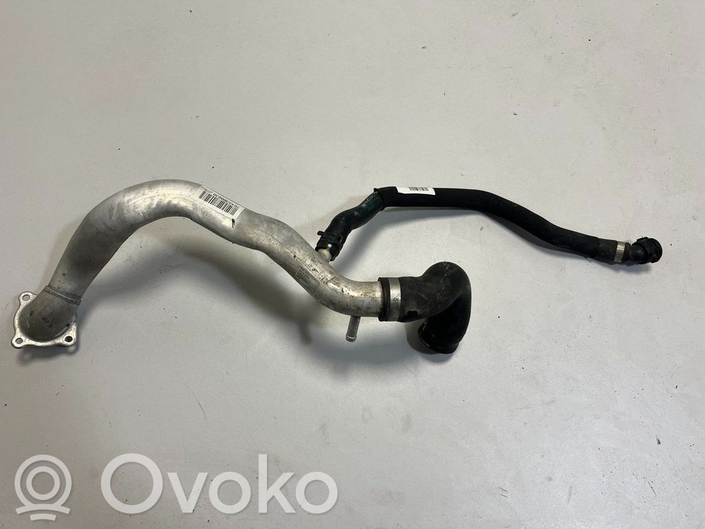 BMW 4 F32 F33 Conductă/furtun lichid de răcire motor 