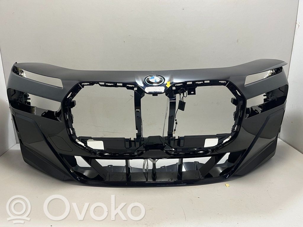 BMW 7 G70 Front bumper 