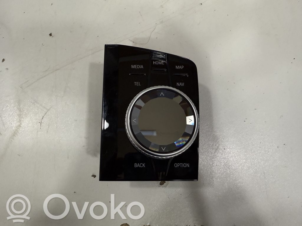 BMW X7 G07 Head unit multimedia control 