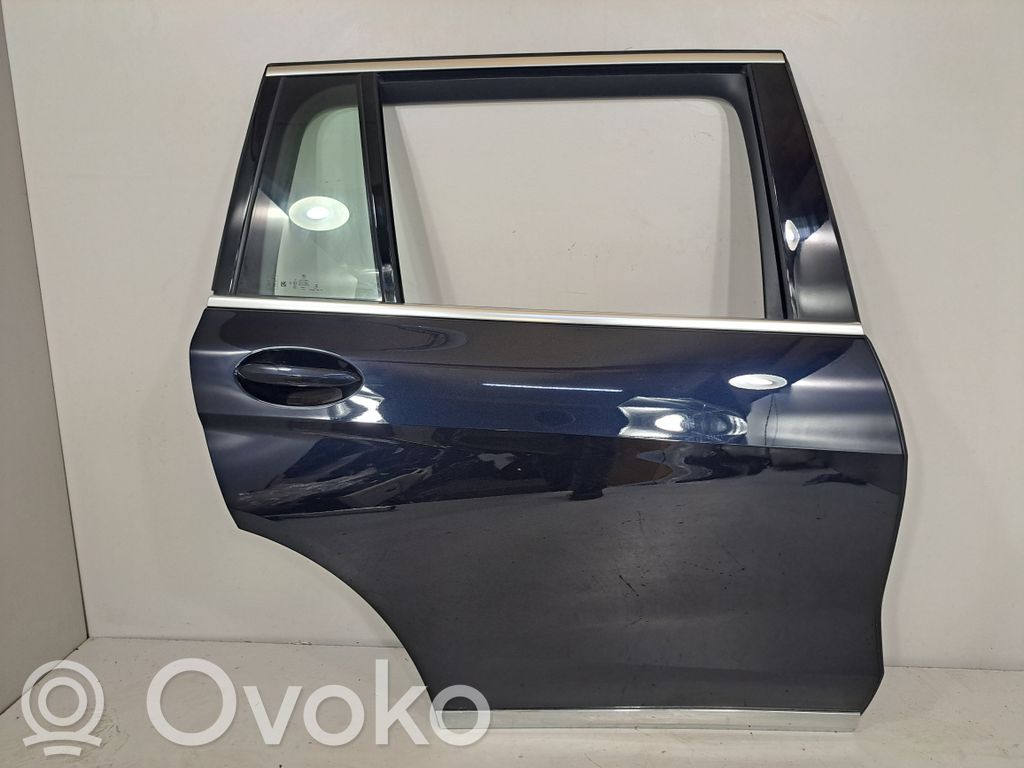 BMW X7 G07 Galinės durys 