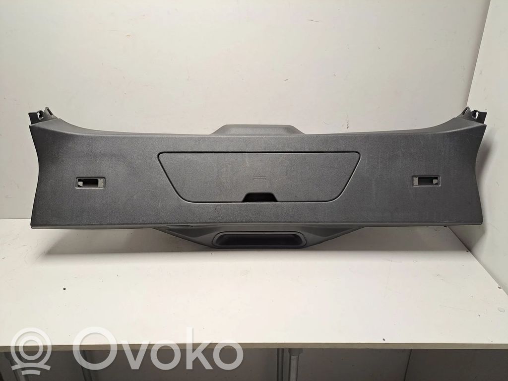 BMW X7 G07 Tailgate trim 