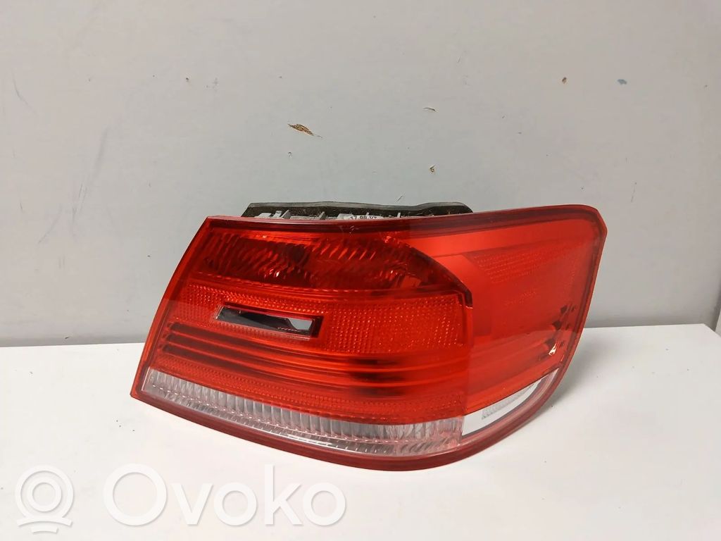 BMW M3 e92 Galinis žibintas kėbule 