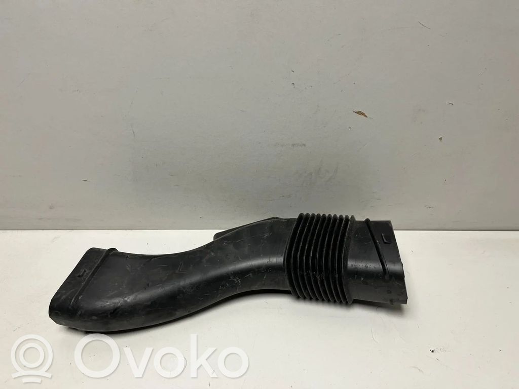 BMW XM Parte del condotto di aspirazione dell'aria 