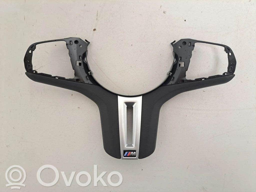 BMW M8 F91 F92 G14 G15 Ohjauspyörän pylvään verhoilu 