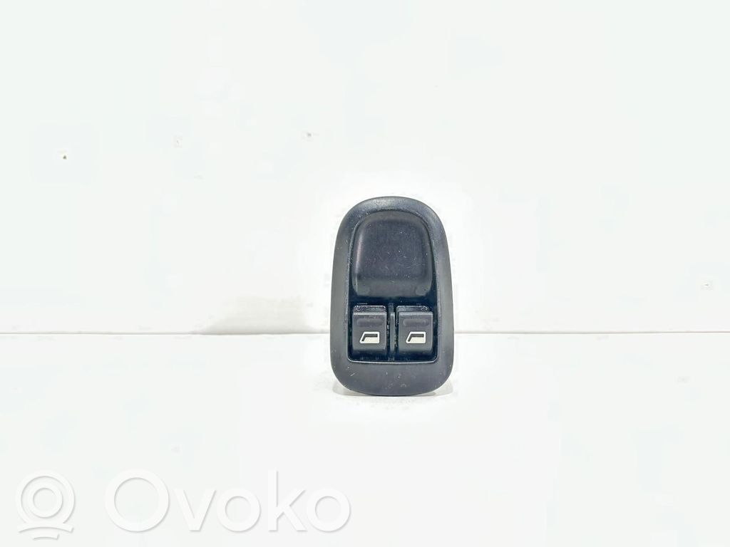 Peugeot 206 Electric window control switch 