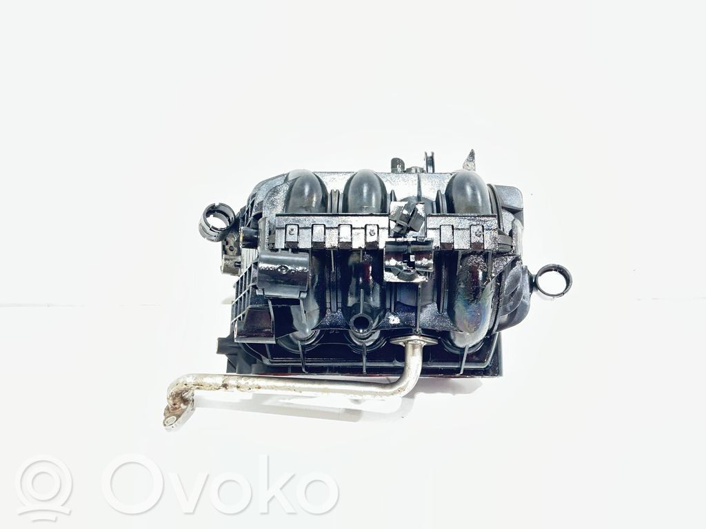 Opel Corsa C Kolektor ssący 