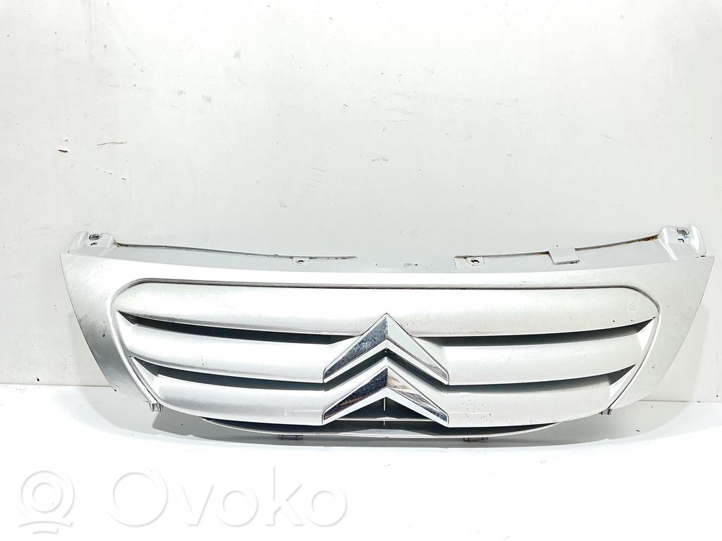 Citroen C3 Front bumper upper radiator grill 