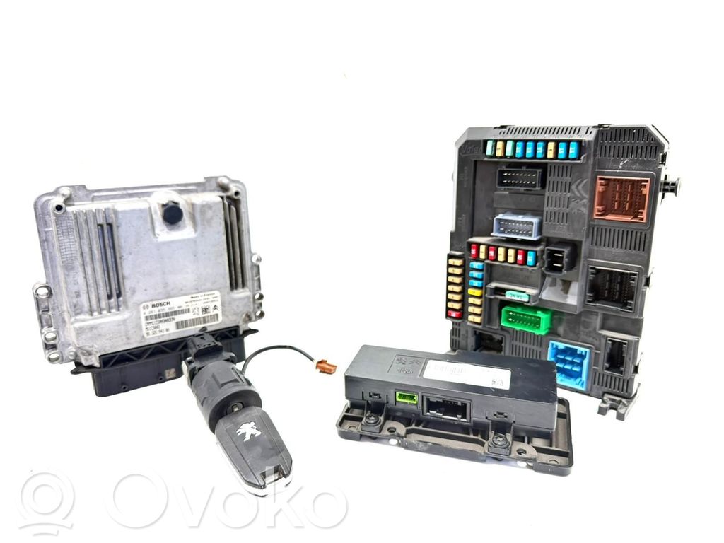 Peugeot 208 I Komputer / Sterownik ECU i komplet kluczy 