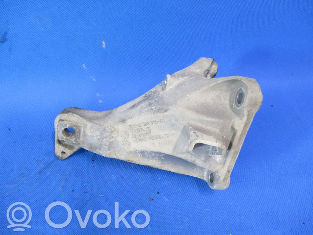 Support, suspension du moteur   781916,169072,13807410