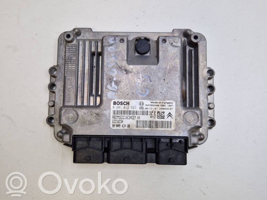 Peugeot 207 Variklio valdymo blokas 