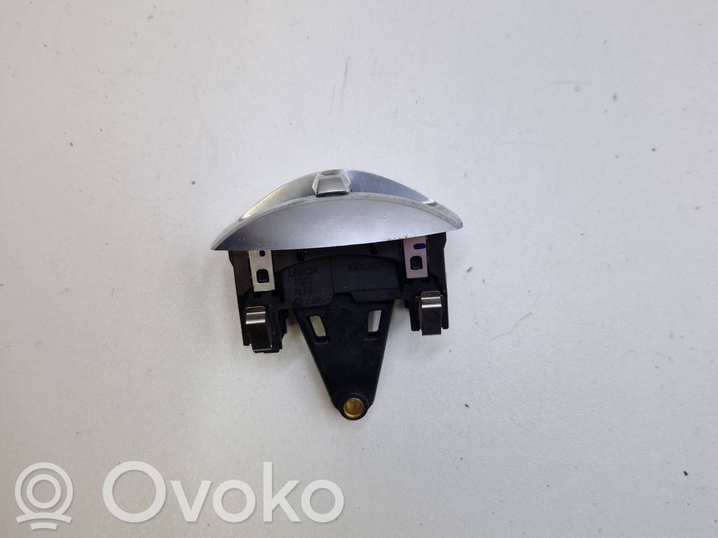 Alfa Romeo Mito Otros interruptores/perillas/selectores 