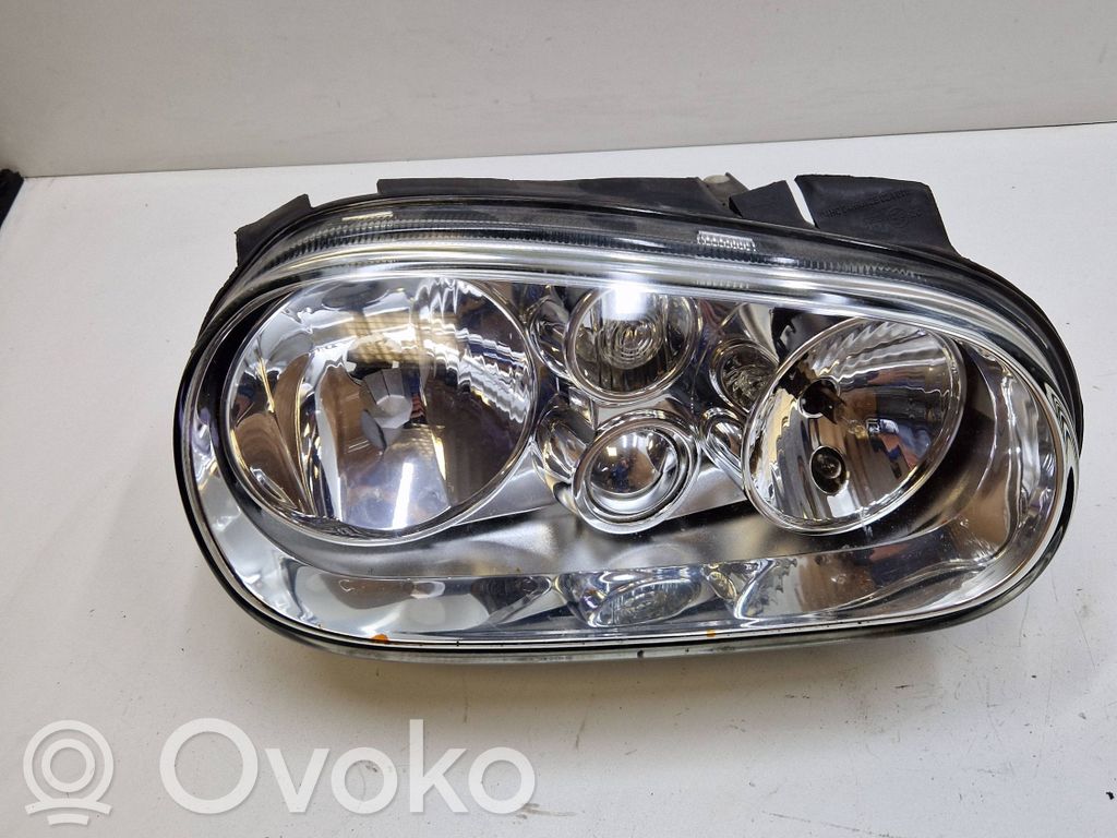 Volkswagen Golf IV Lampa przednia 