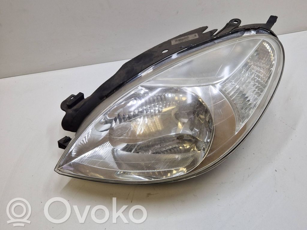 Lampa przednia   620837,89310175,5211175