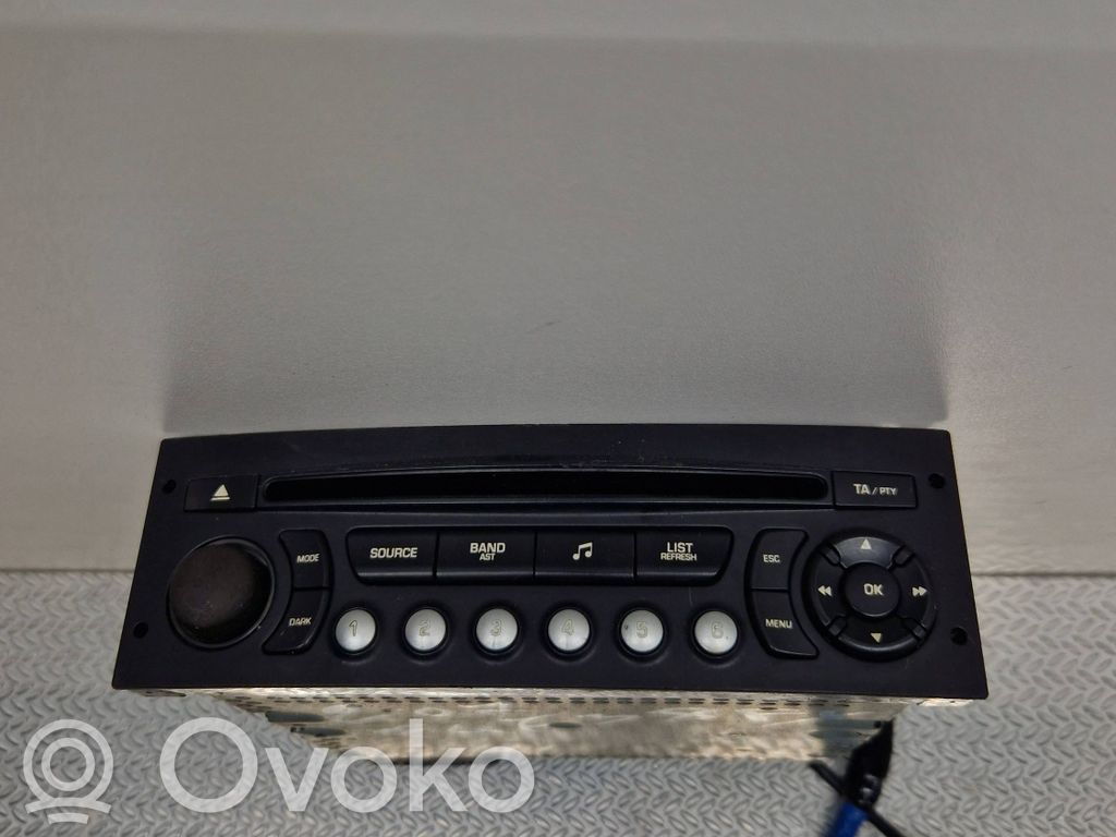 Peugeot 207 Panel / Radioodtwarzacz CD/DVD/GPS 