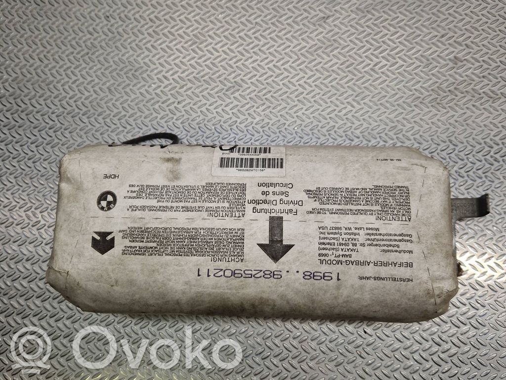 BMW 3 E46 Keleivio oro pagalvė 