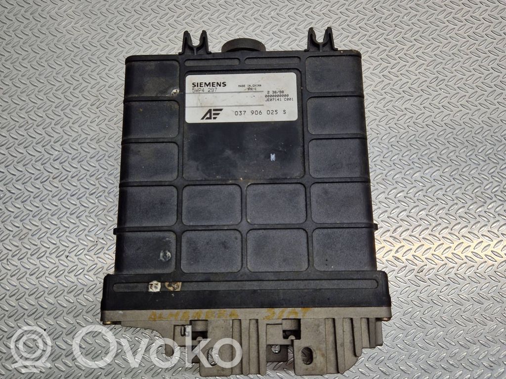 Volkswagen Sharan Engine control unit/module 