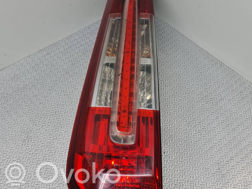 Rear/tail lights   C95YC,164709,2SK009504