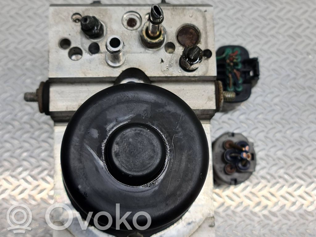 Lexus IS 200-300 Bomba de ABS 