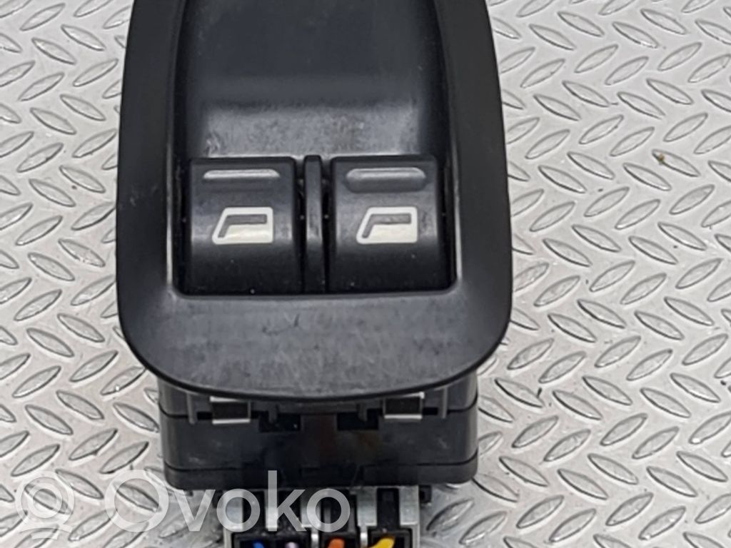 Peugeot 206 Electric window control switch 