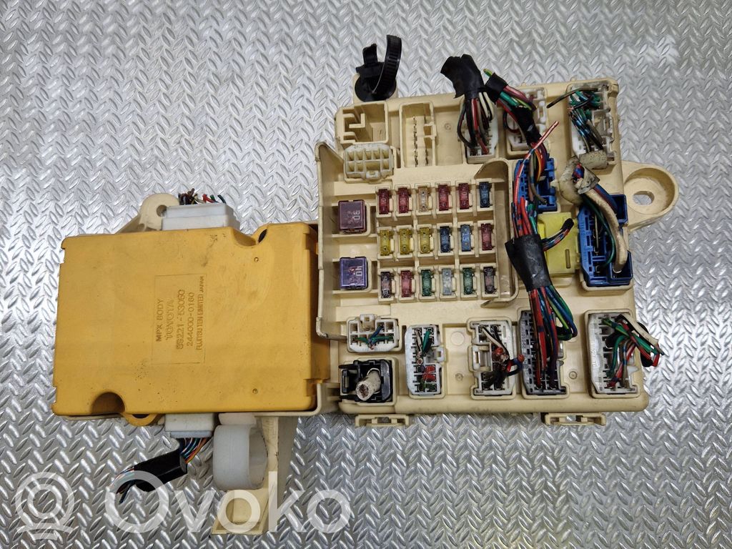 Lexus IS 200-300 Mukavuusmoduuli 