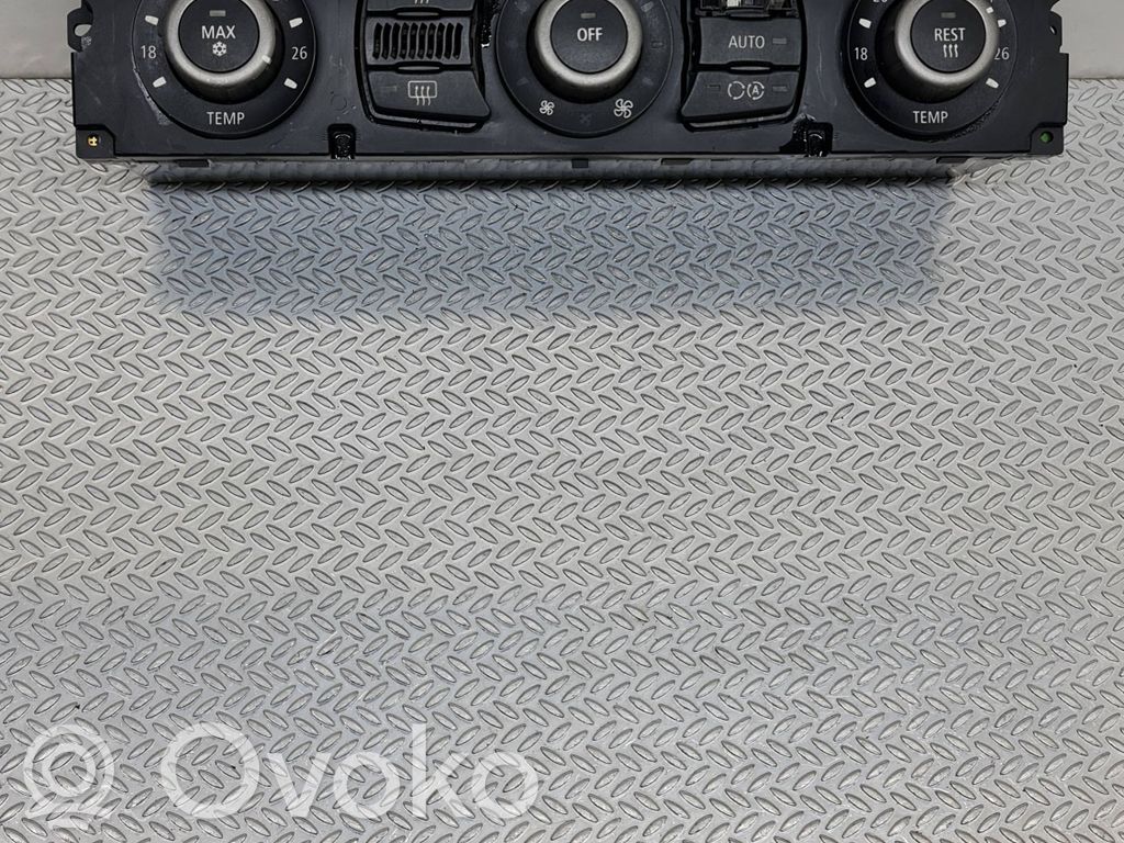 BMW 5 E60 E61 Climate control unit 