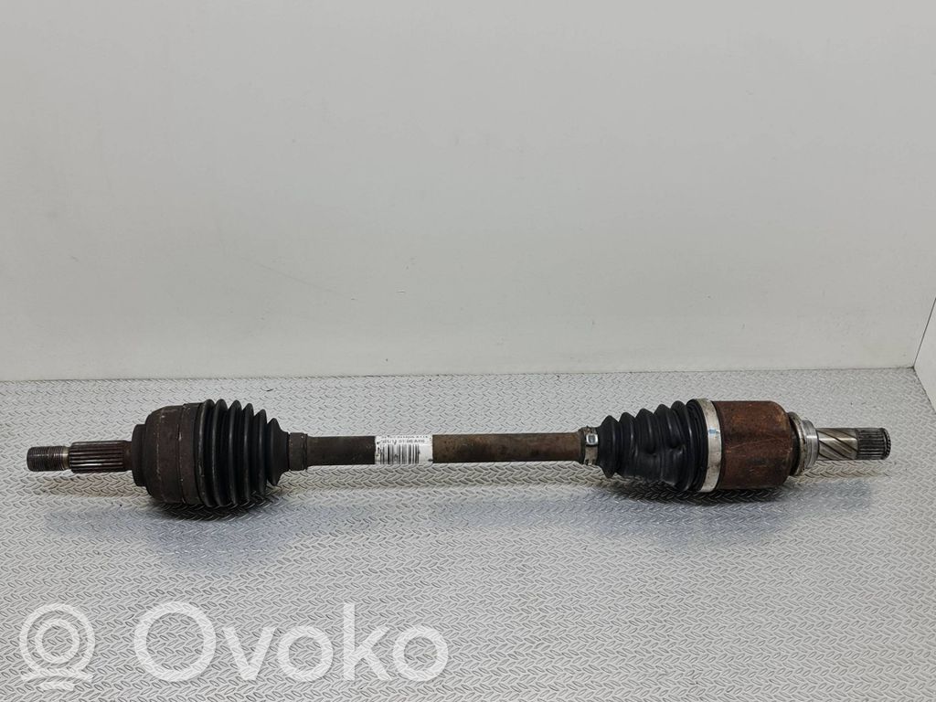 Renault Clio III Front driveshaft 