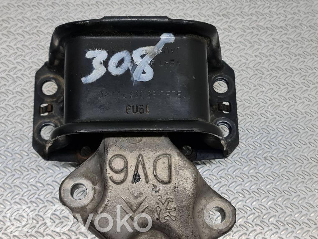 Engine mount bracket   9636270080,9636683980,1903