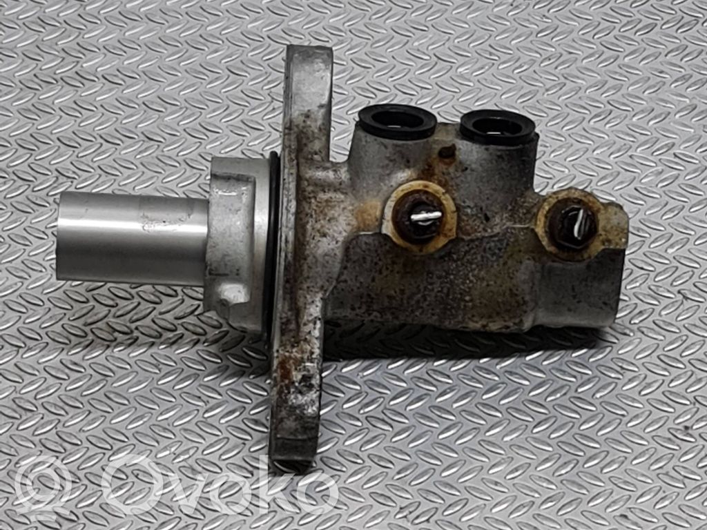 Peugeot 308 Master brake cylinder 