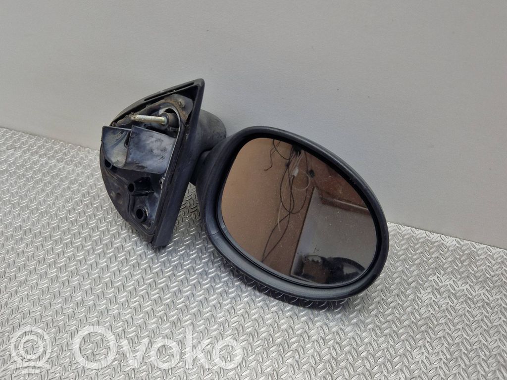 Renault Twingo I Front door electric wing mirror 