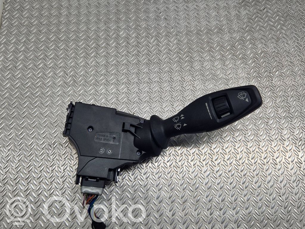 Ford Fiesta Wiper control stalk 