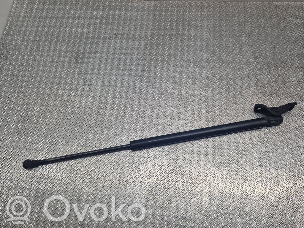 Toyota Corolla E120 E130 Tailgate/trunk strut/damper 