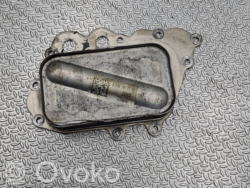 Chłodnica oleju   A6401800765,3269032,072014
