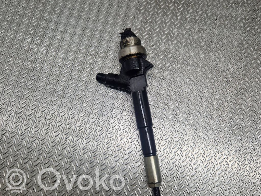 Opel Astra J Inyector de combustible 